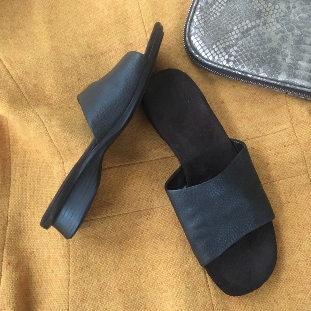 Glacee Brown Leather Slide Sandals Size 6 M